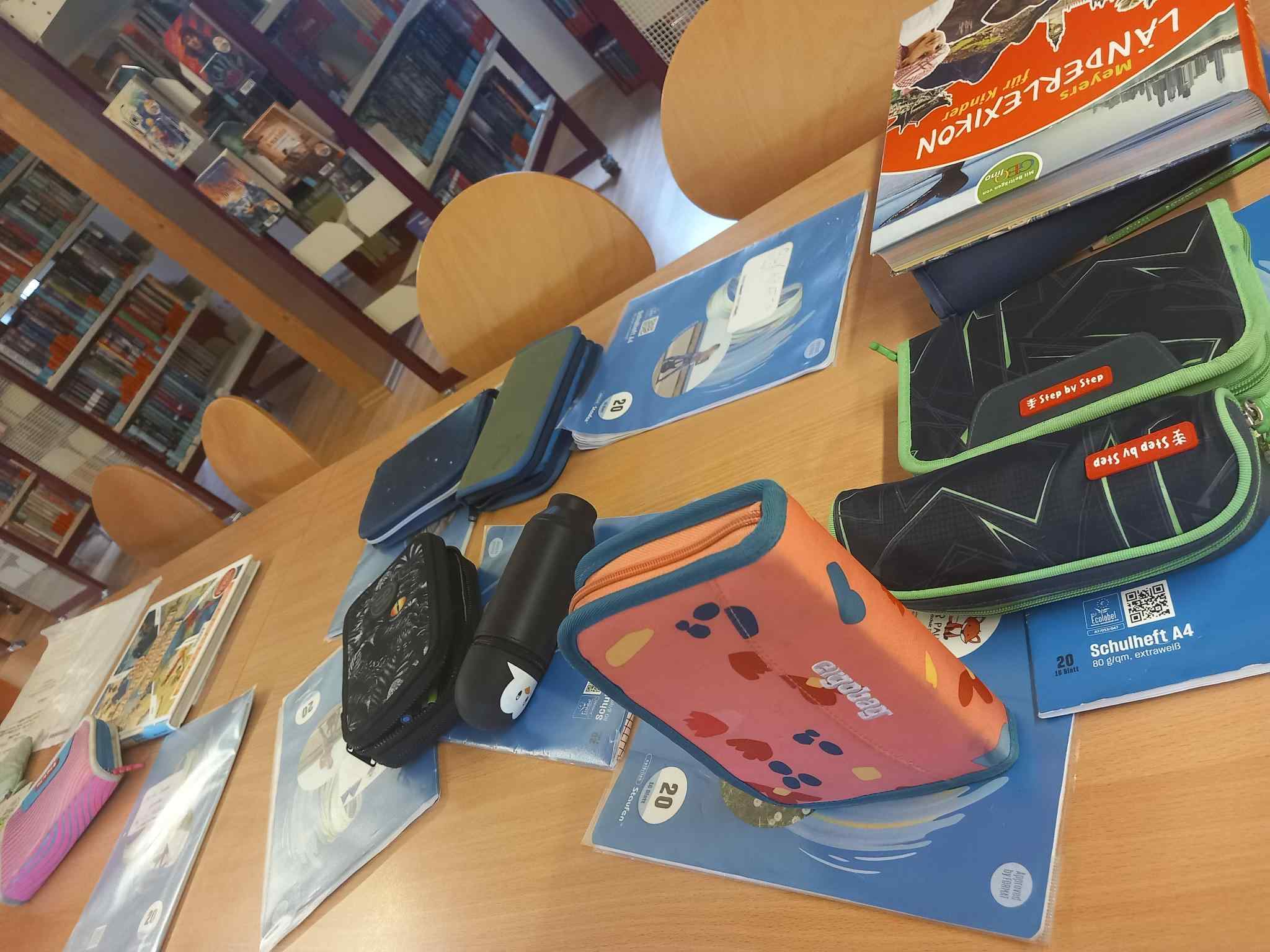 Bibliothek.jpg